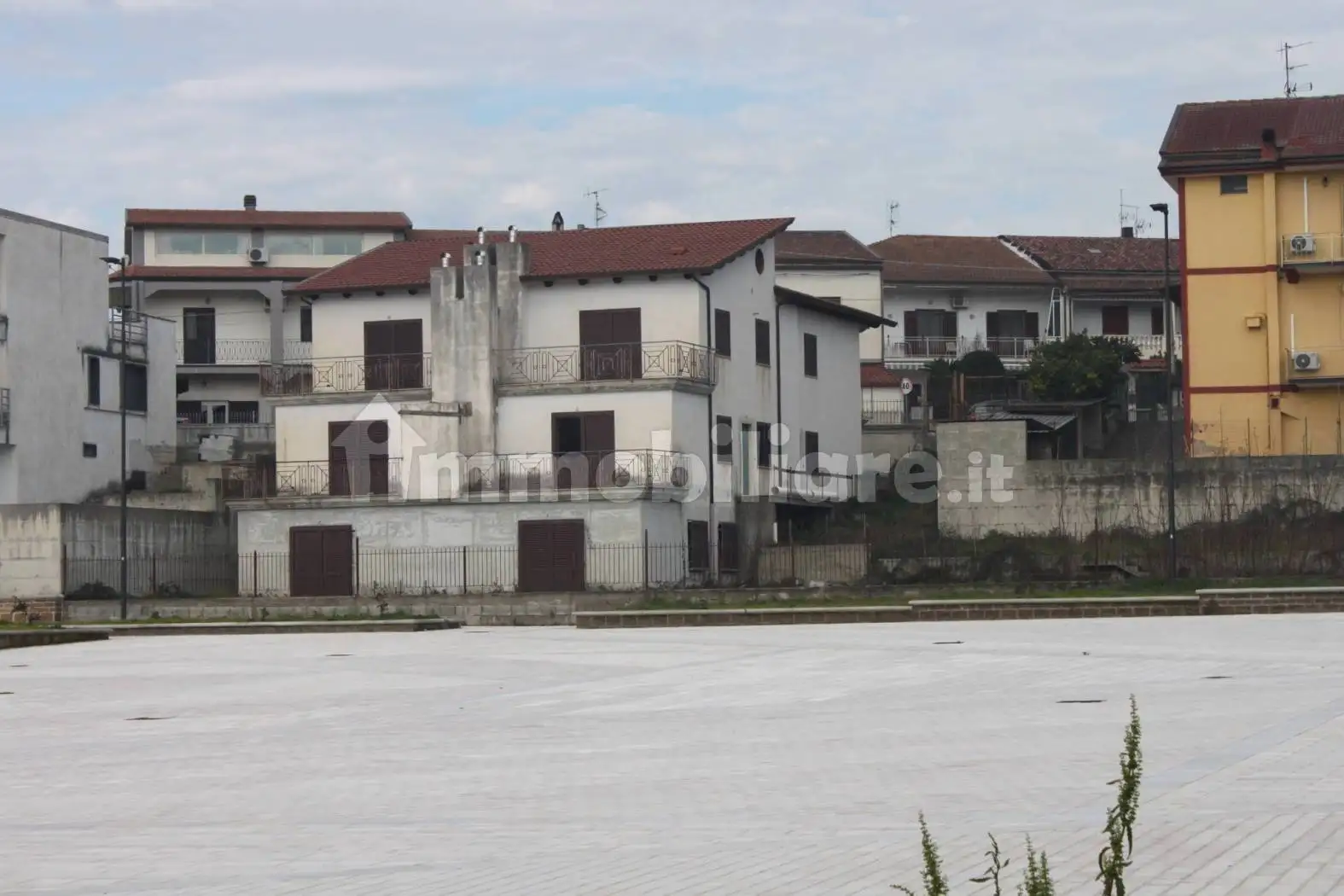 Appartamento in vendita a Dugenta