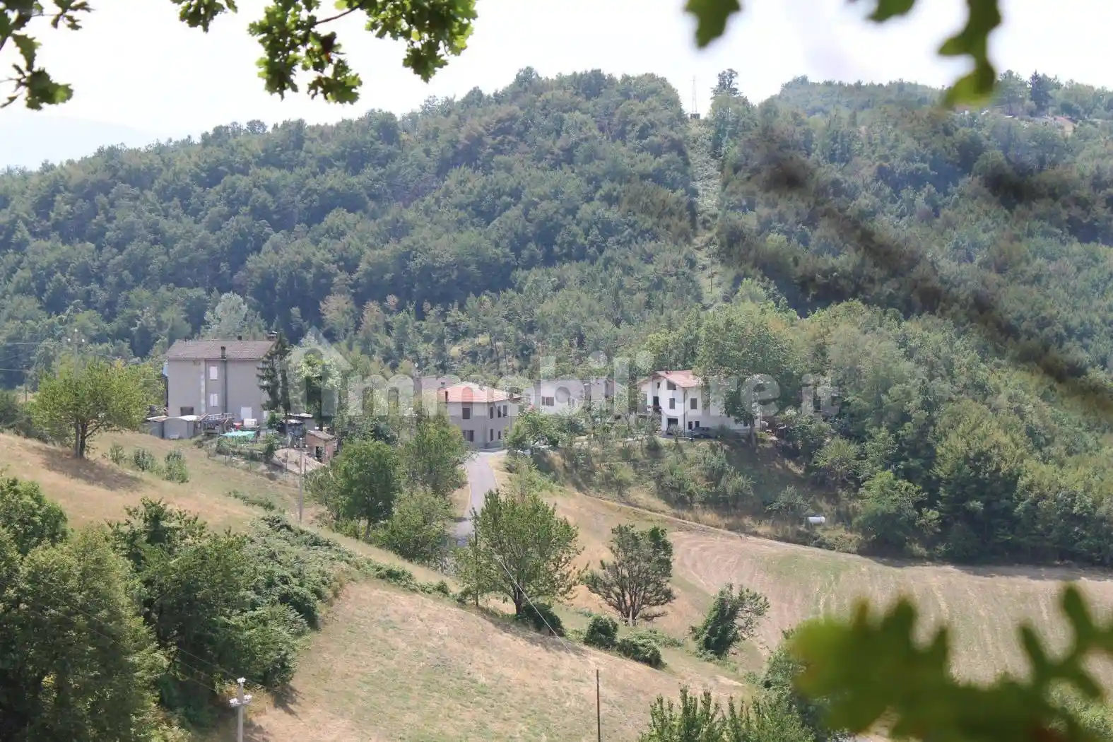 Villa in vendita a Vetto