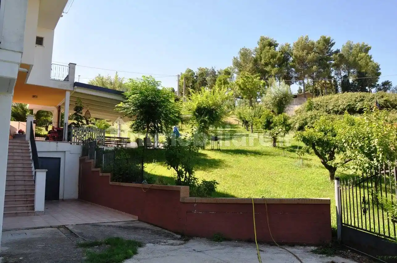 Appartamento in villa via Piomba 36, Città Sant'Angelo - foto 4