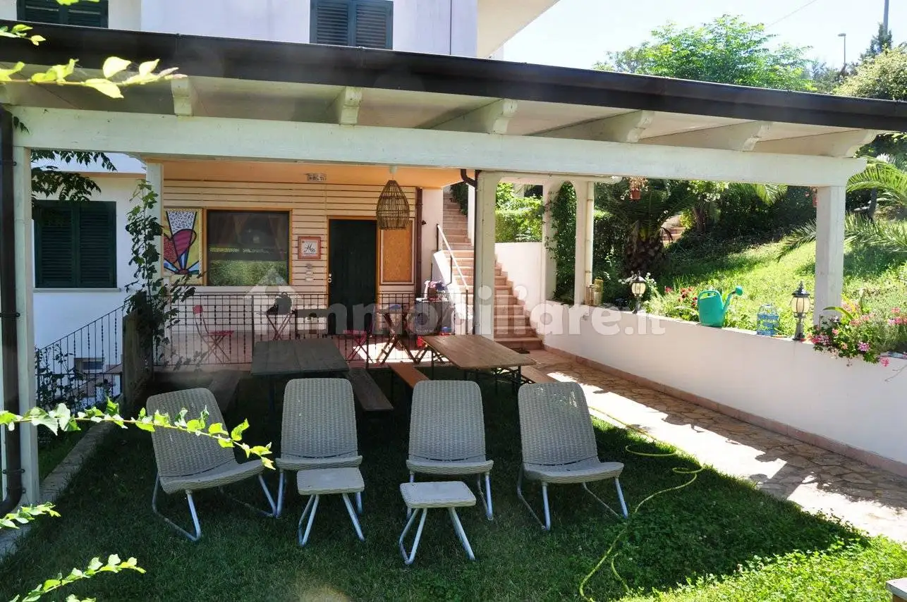 Villa in vendita a Città Sant'Angelo