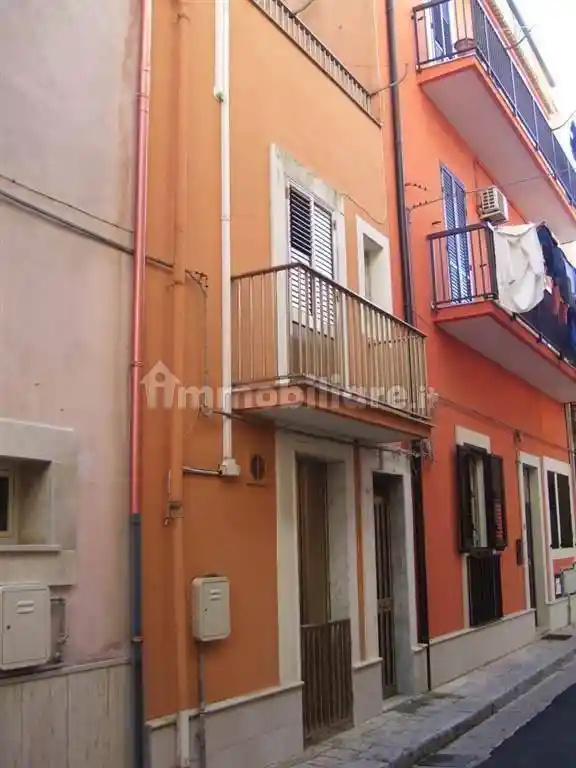 Casa indipendente in vendita a Ragusa