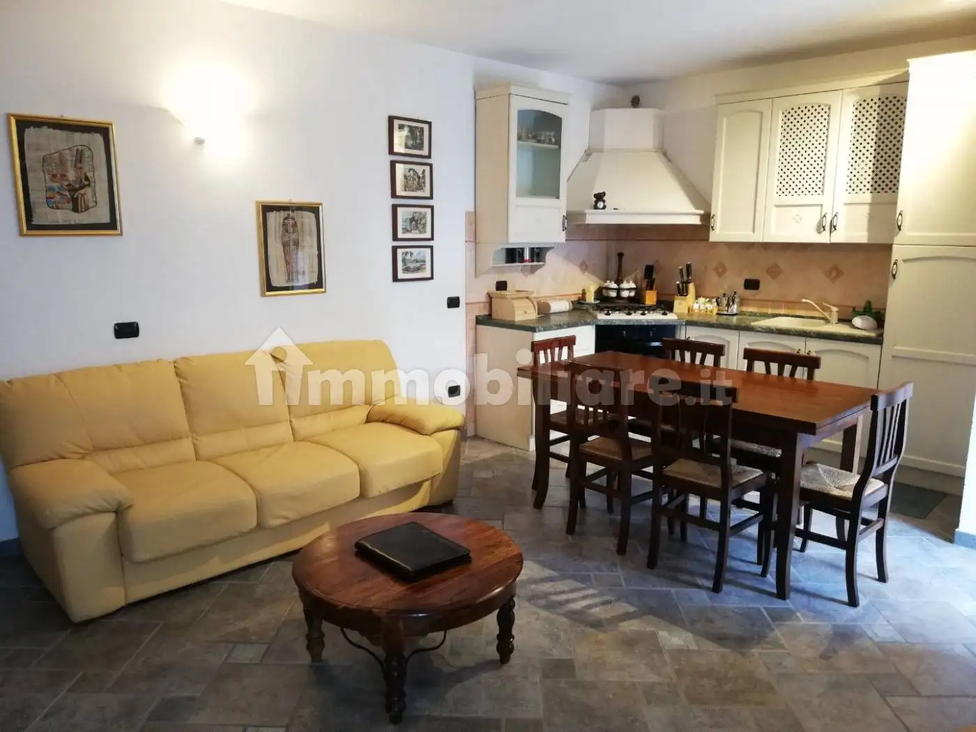 Appartamento in affitto a Stresa