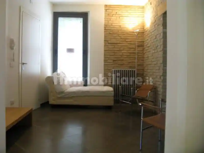 Appartamento in affitto a Jesi