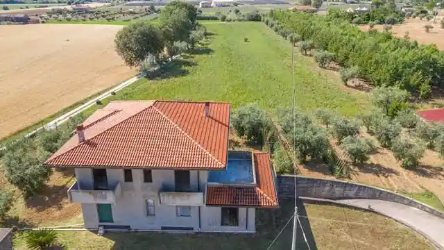 Terratetto plurifamiliare 1023 m², nuova, Roseto degli Abruzzi - foto 4