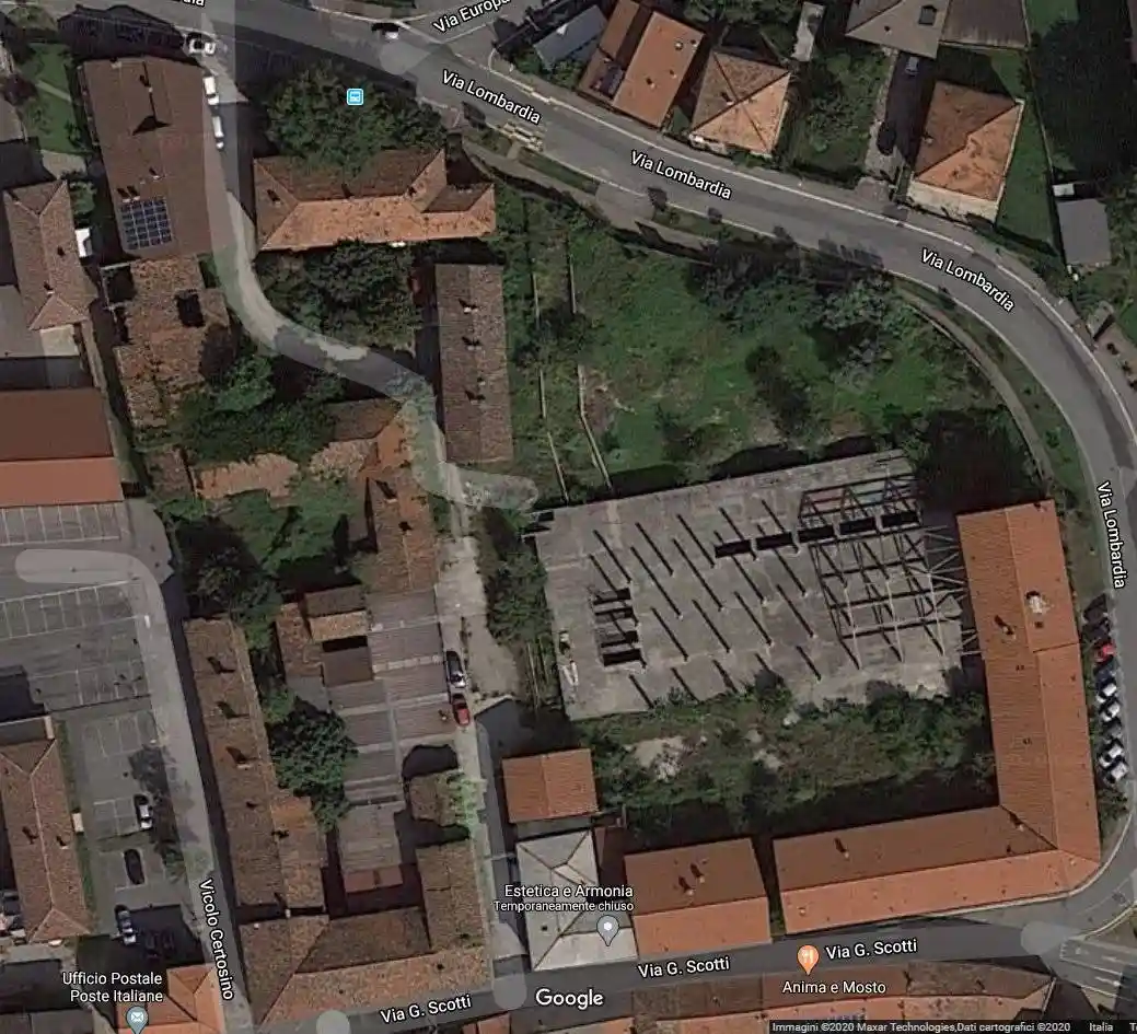 Palazzo - Stabile in vendita a Truccazzano