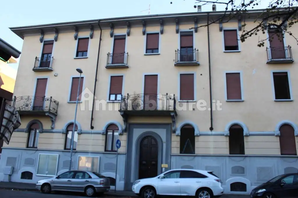 Appartamento in affitto a Novara