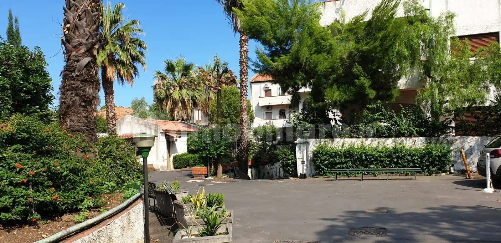 Appartamento in vendita a Aci Castello