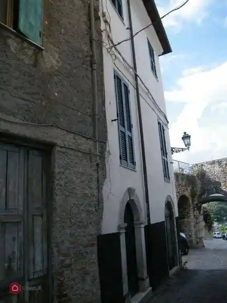 Casa indipendente in vendita a Alatri