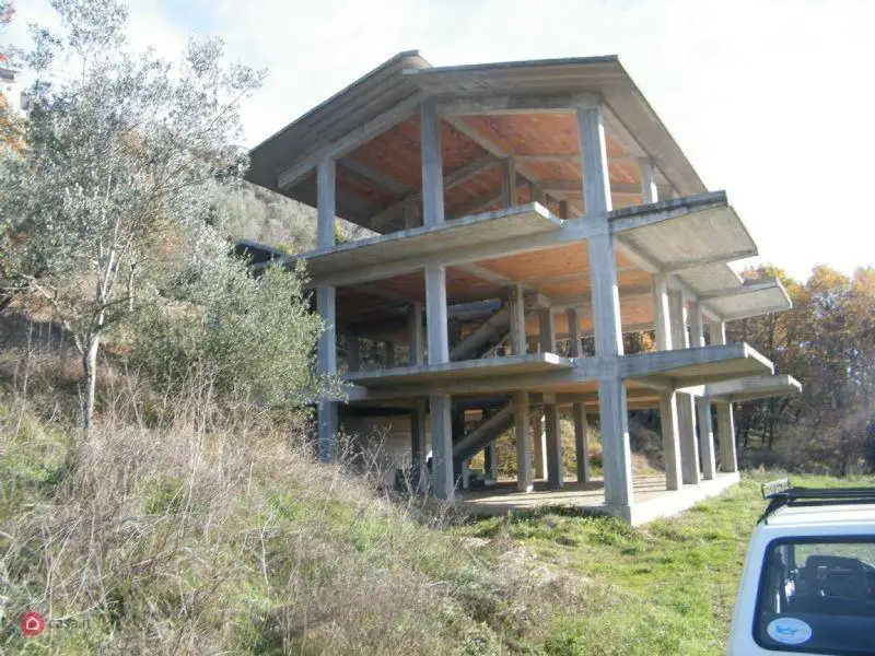 Rustico - Casale in vendita a Trivigliano