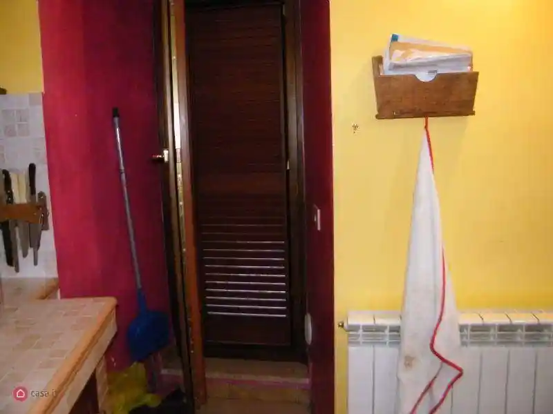 Terratetto unifamiliare via Vittorio Emanuele, Centro, Vico nel Lazio - foto 2