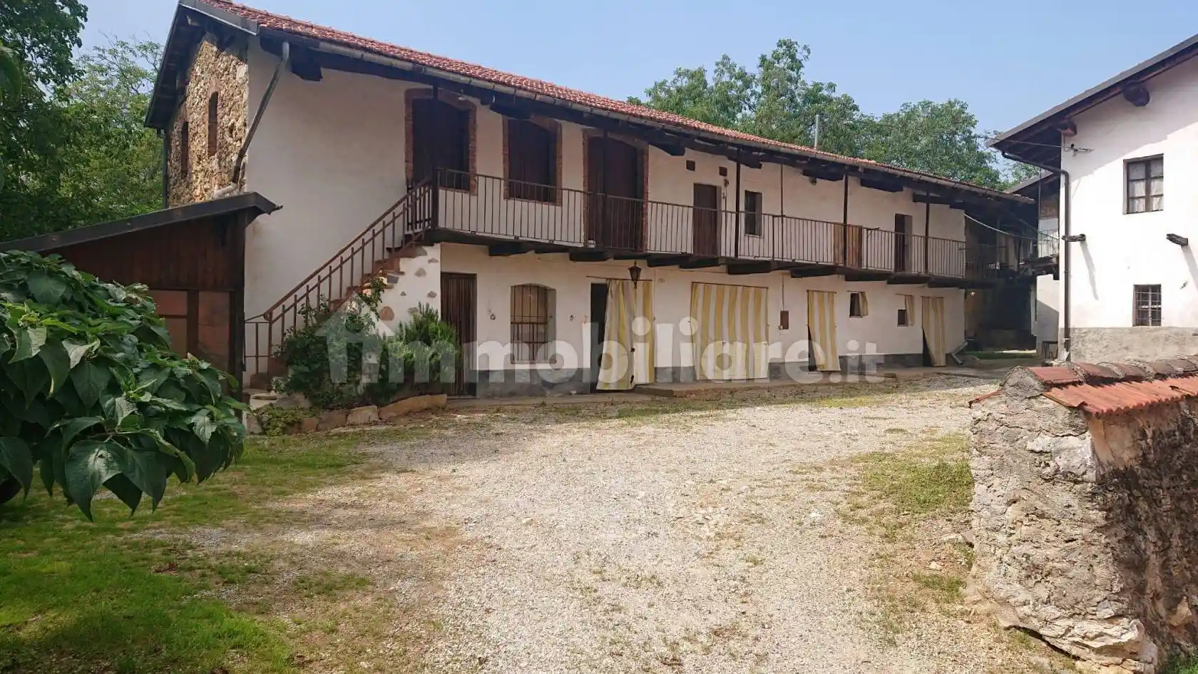 Rustico - Casale in vendita a Montemale di Cuneo