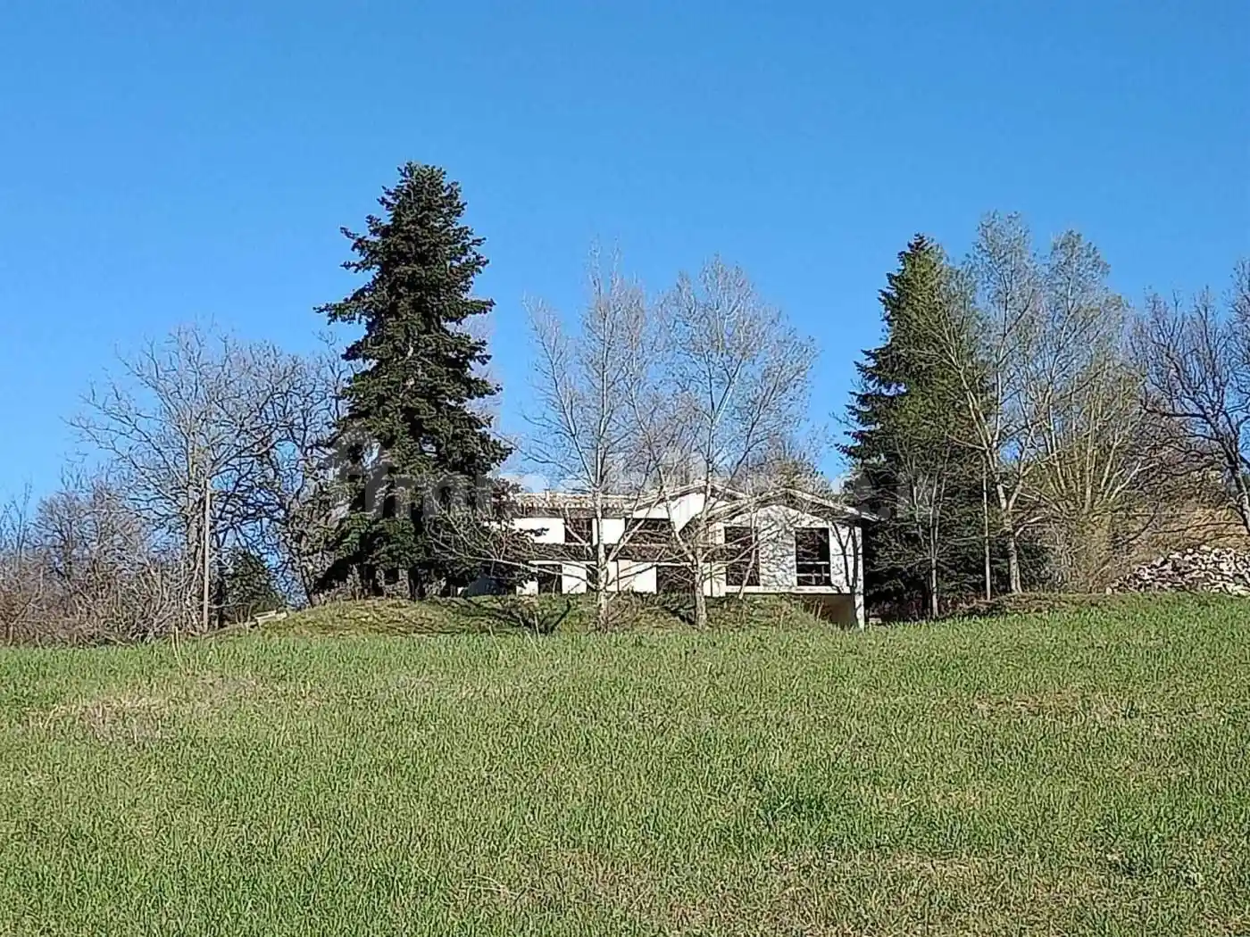 Rustico - Casale in vendita a San Severino Marche