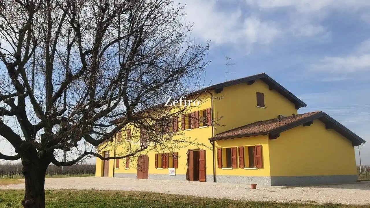 Villa in vendita a Rolo