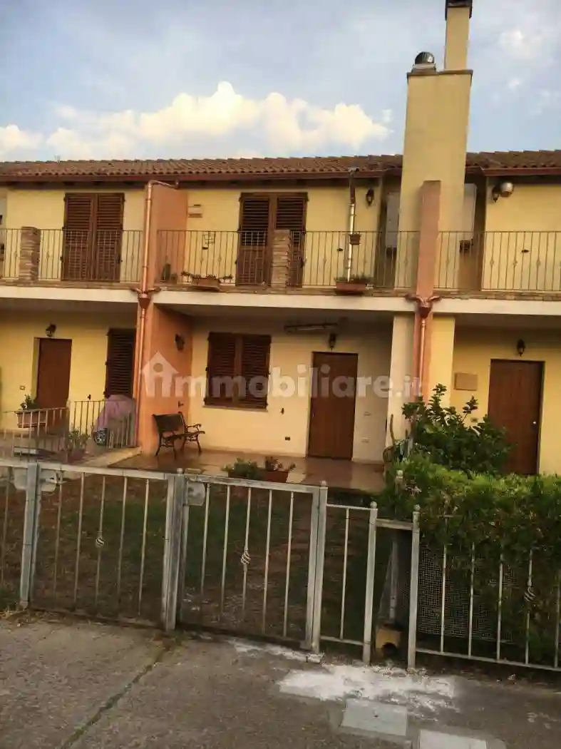 Villetta a schiera - foto 2