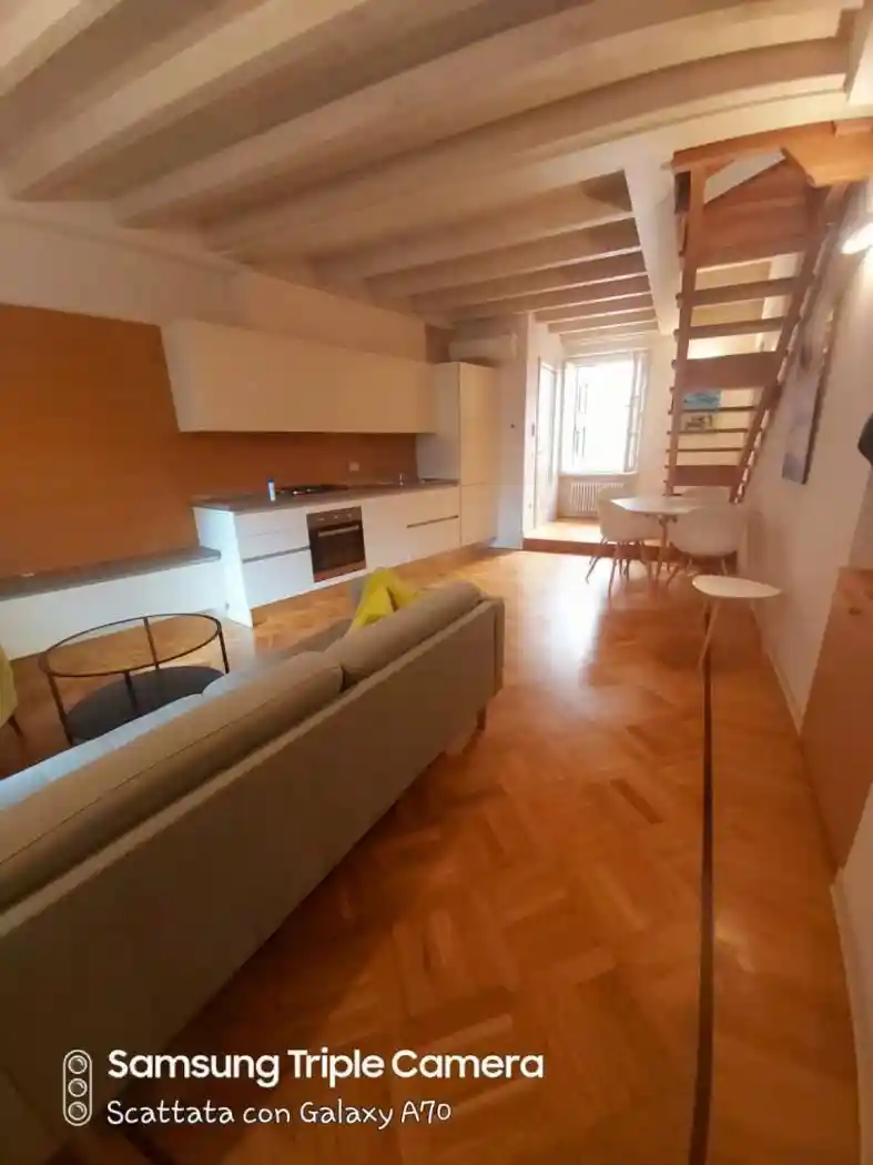 Trilocale vicolo I. Signori 1, Centro Storico, Desenzano del Garda - foto 3