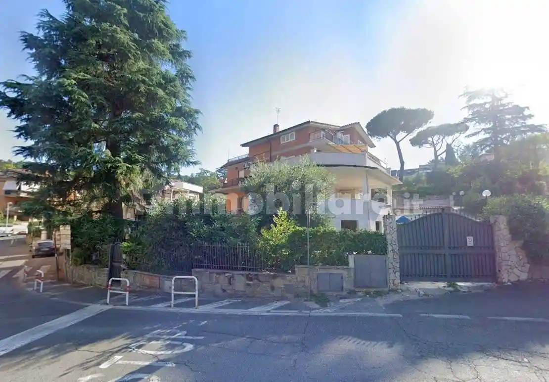 Appartamento in affitto a Albano Laziale