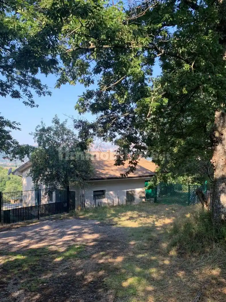 Villa in vendita a Sasso di Castalda