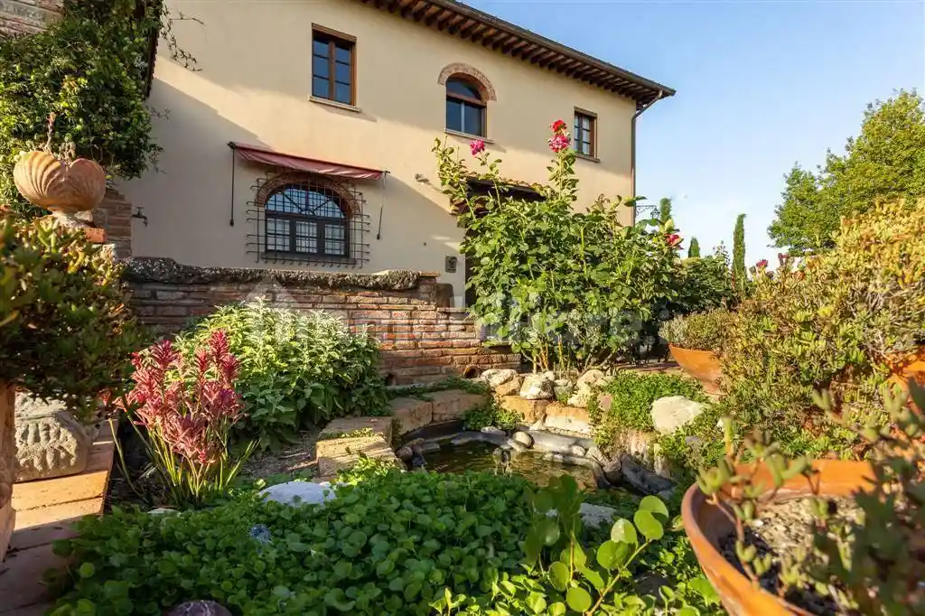 Rustico - Casale in vendita a Cerreto Guidi