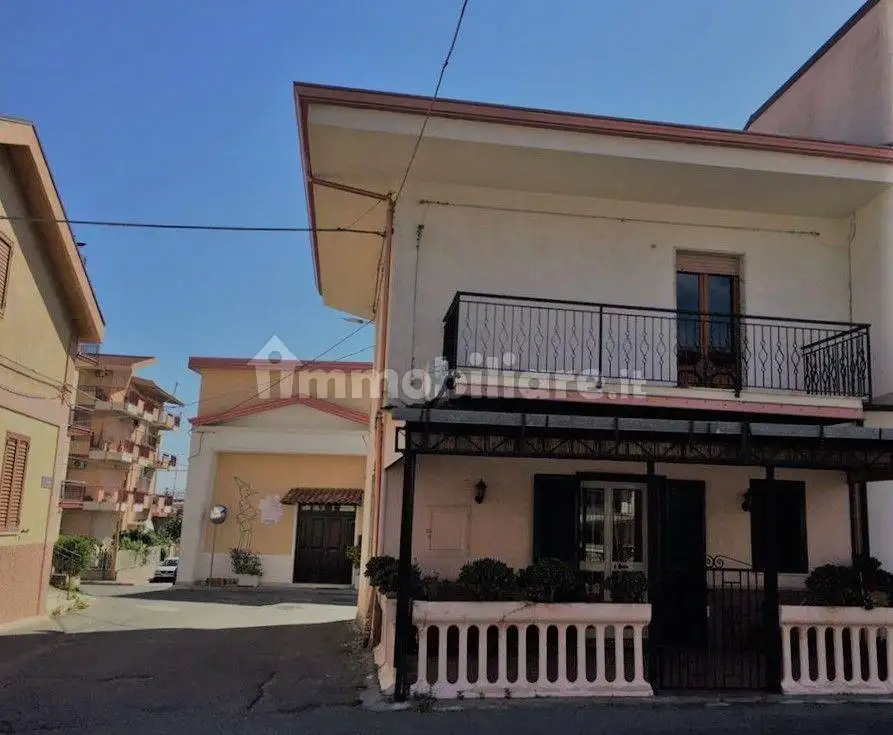 Villa in vendita a Motta San Giovanni