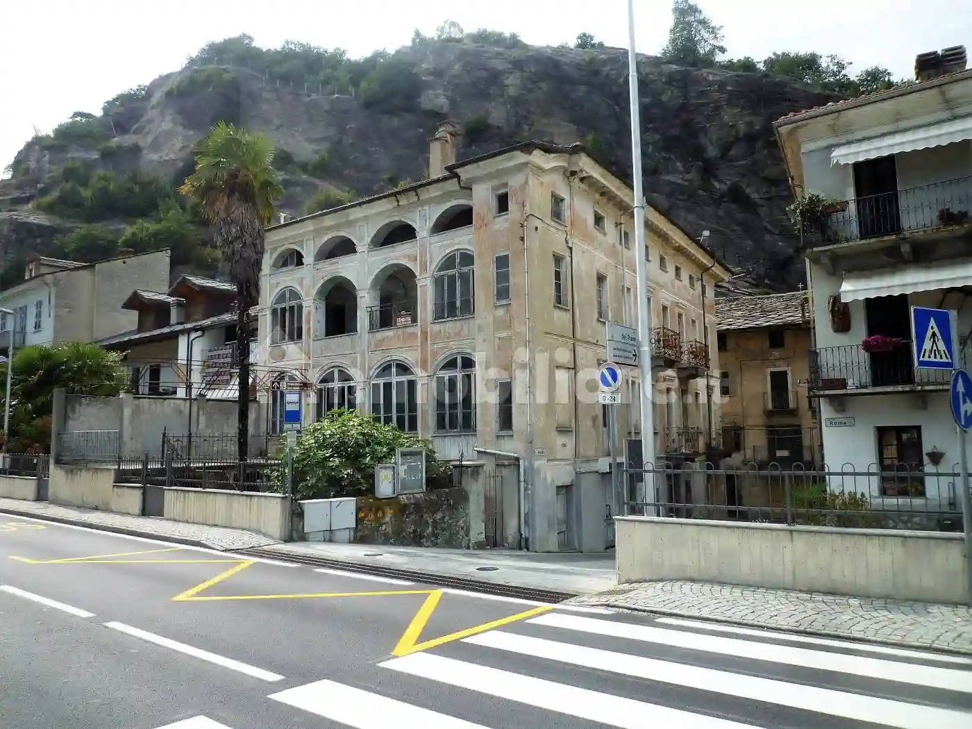 Palazzo - Edificio - foto 2