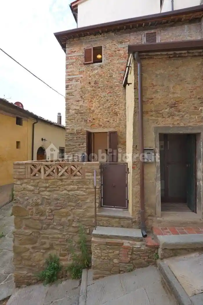 Casa indipendente in vendita a Castiglion Fiorentino