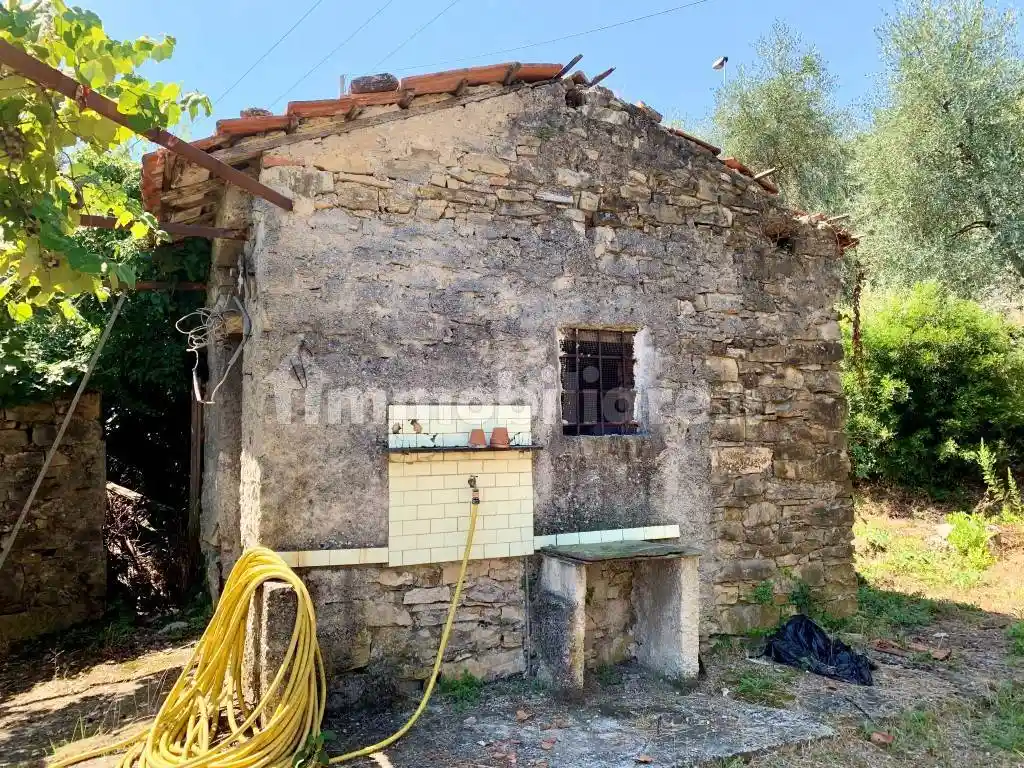Rustico - Casale in vendita a Imperia