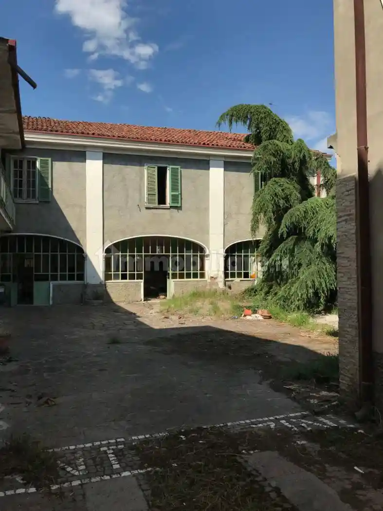 Rustico - Casale in vendita a Travagliato