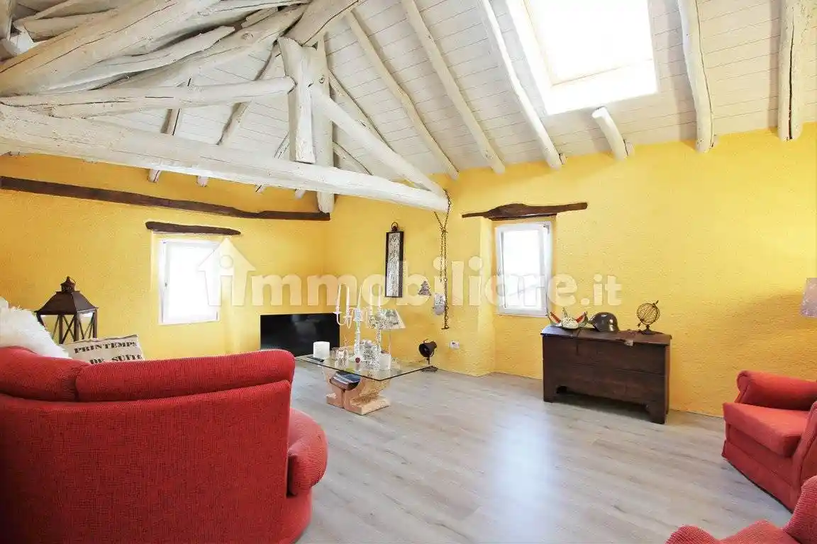 Casa indipendente in vendita a San Siro