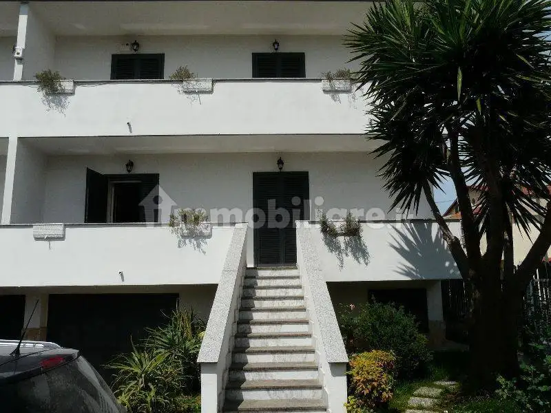 Villa in affitto a Giugliano in Campania