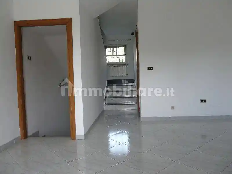 Villa bifamiliare via Madonna del Pantano, Lago Patria, Giugliano in Campania - foto 4