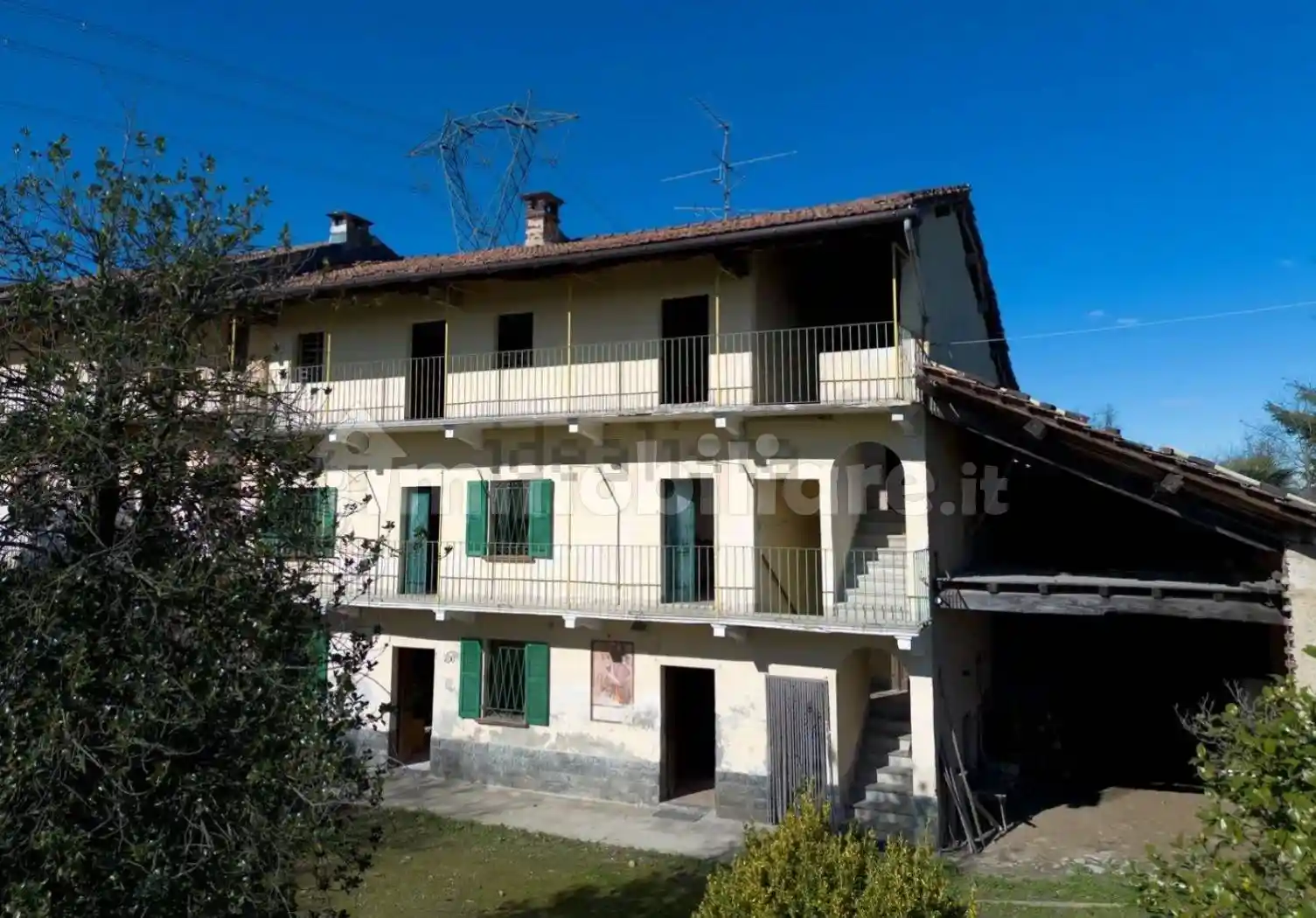 Rustico - Casale in vendita a Oleggio