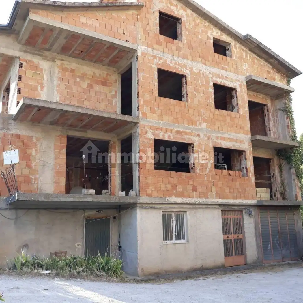 Palazzo - Edificio in vendita a Montesano sulla Marcellana