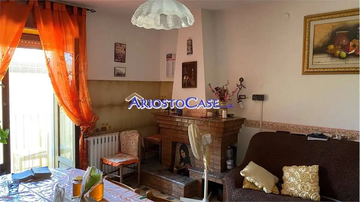 Terratetto unifamiliare 240 m², ottimo stato, Centro, Altomonte - foto 4