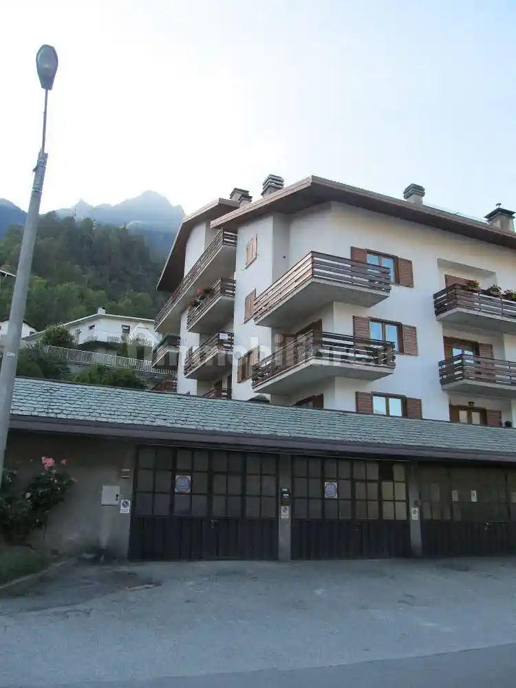 Appartamento in vendita a Chiesa in Valmalenco