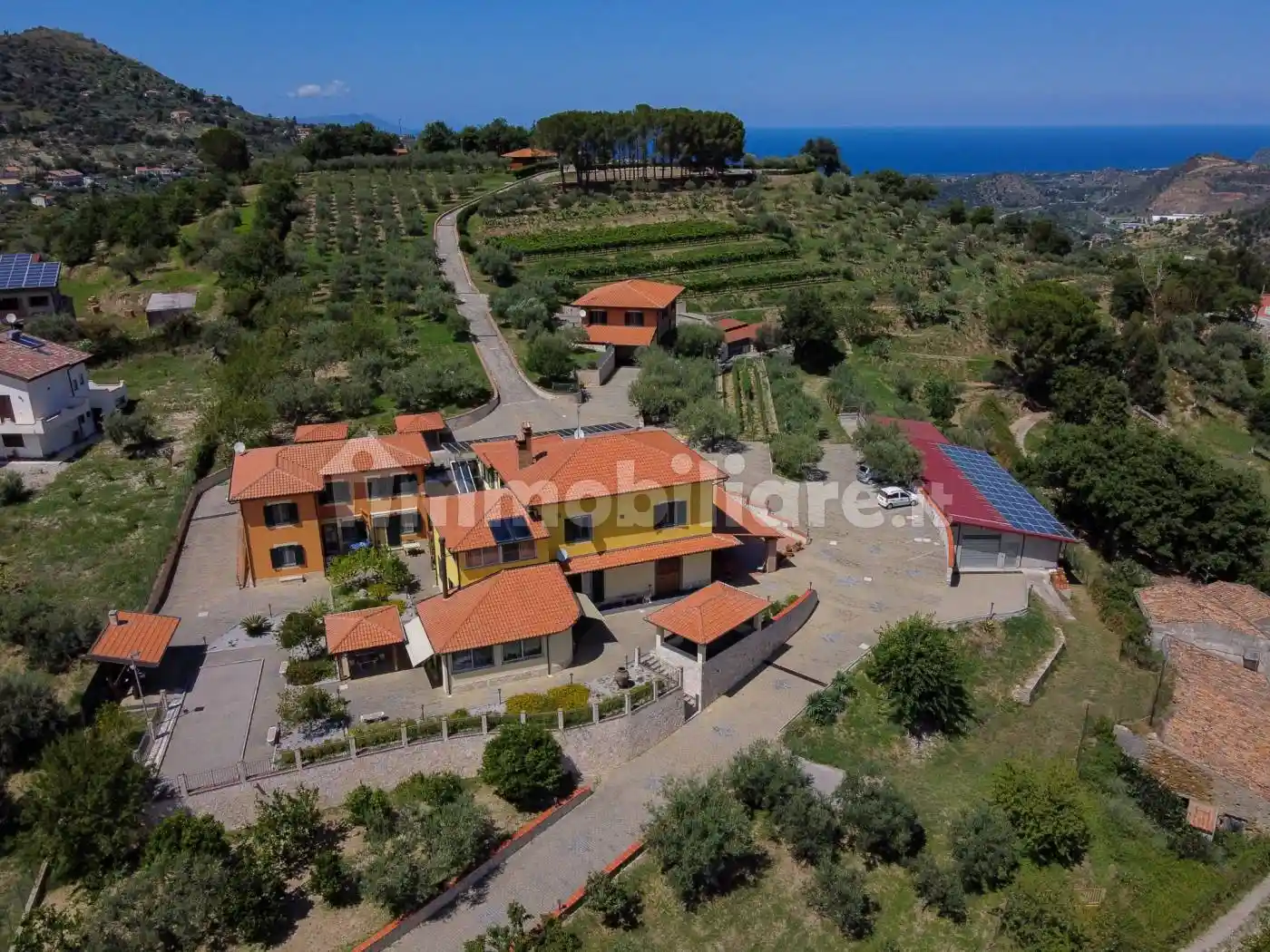 Palazzo - Edificio in vendita a Patti