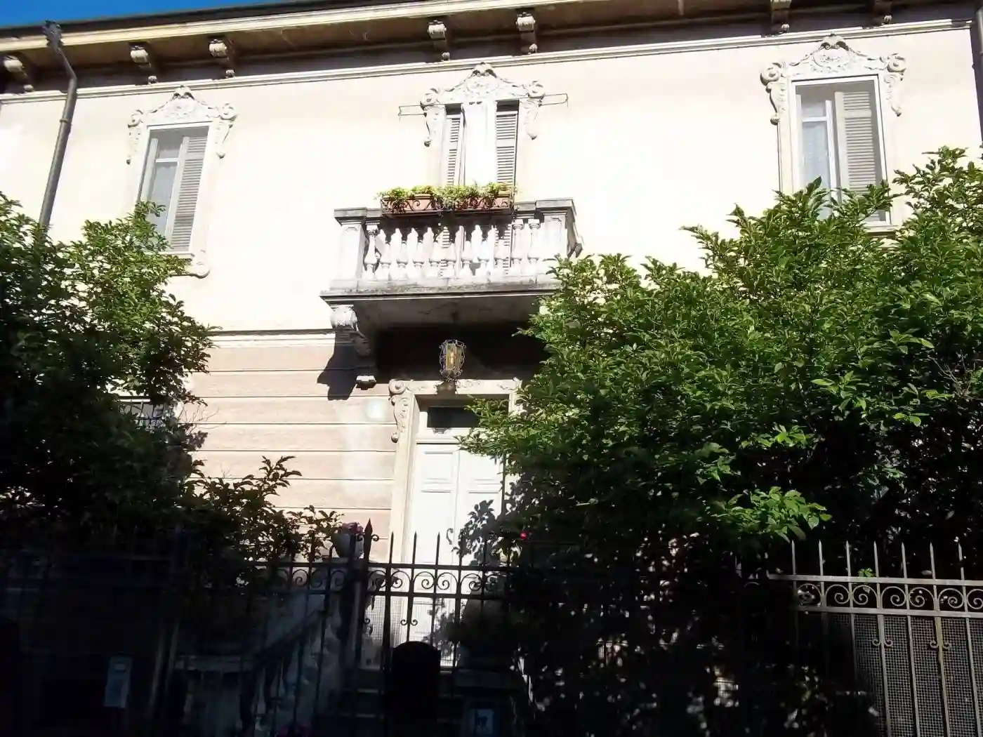 Villa - foto 2