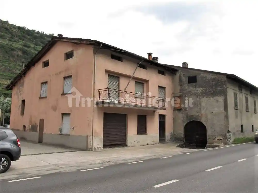 Appartamento in vendita a Teglio