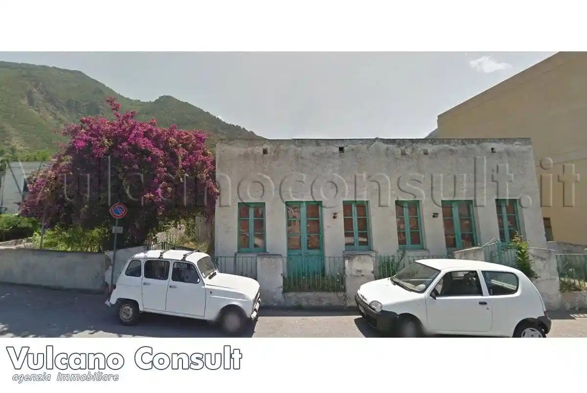 Villa in vendita a Malfa