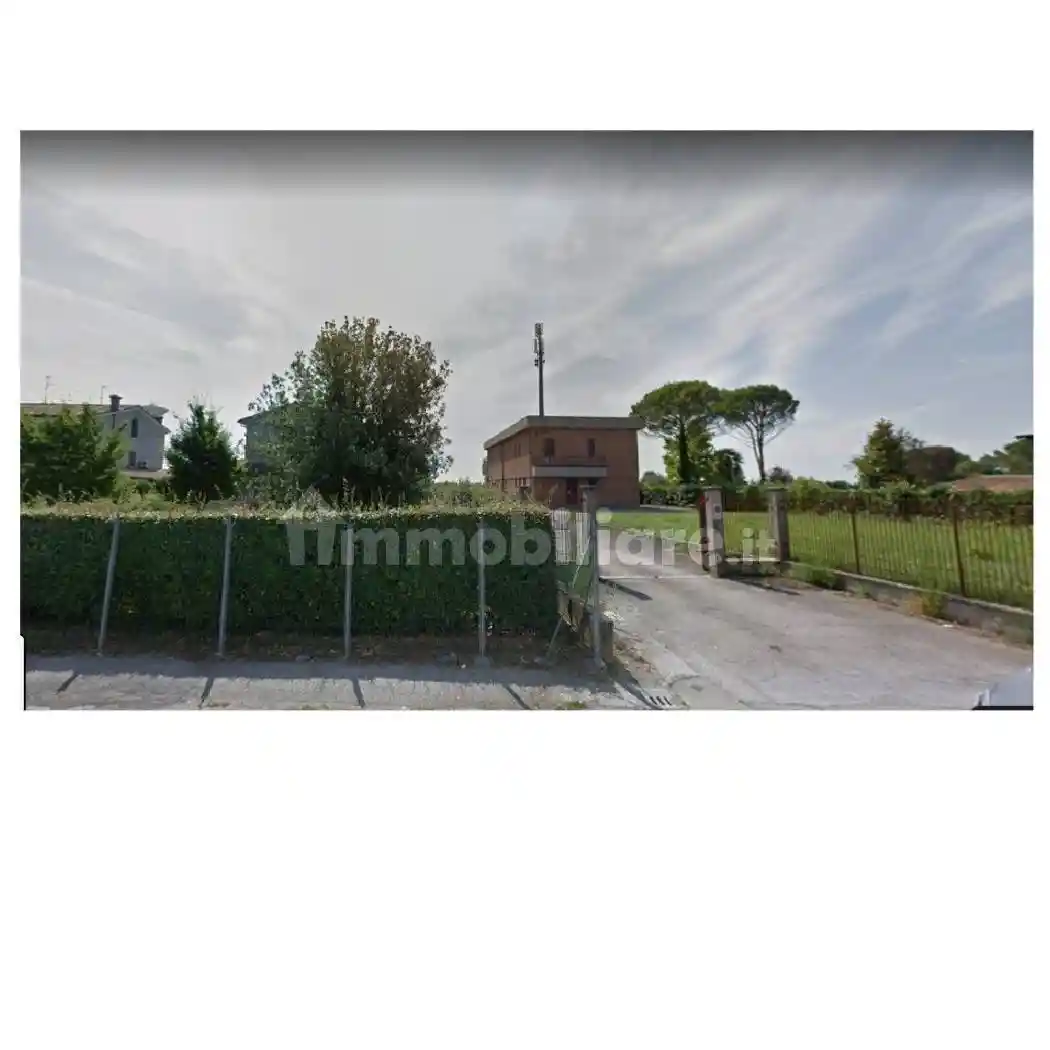 Palazzo - Edificio in vendita a Russi