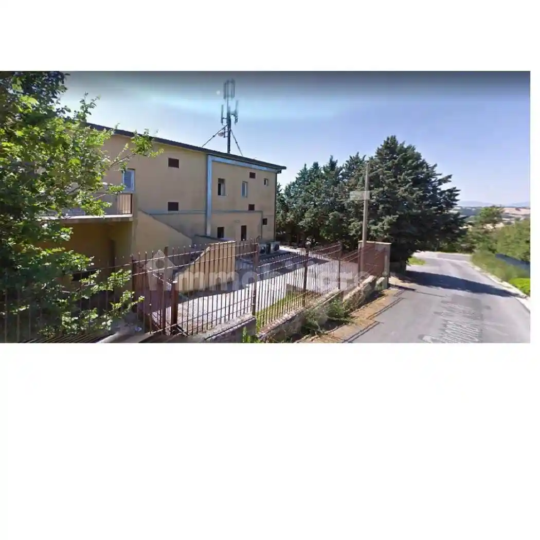 Palazzo - Edificio in vendita a Mondolfo