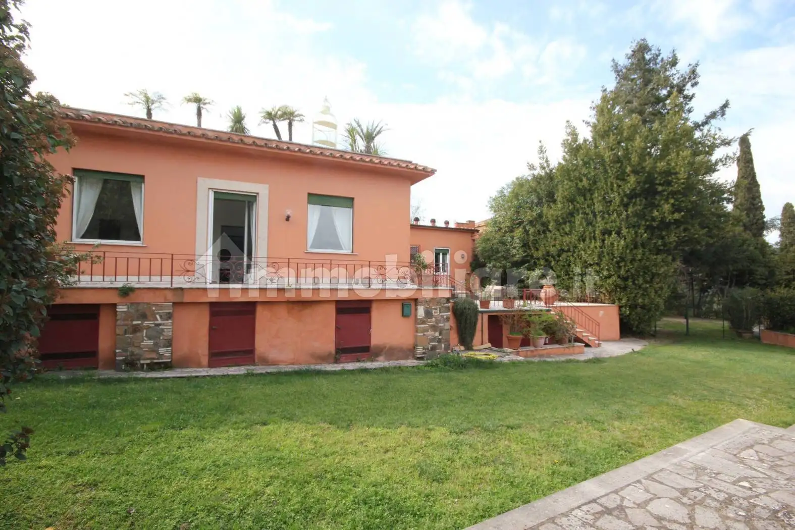Villa in affitto a Roma