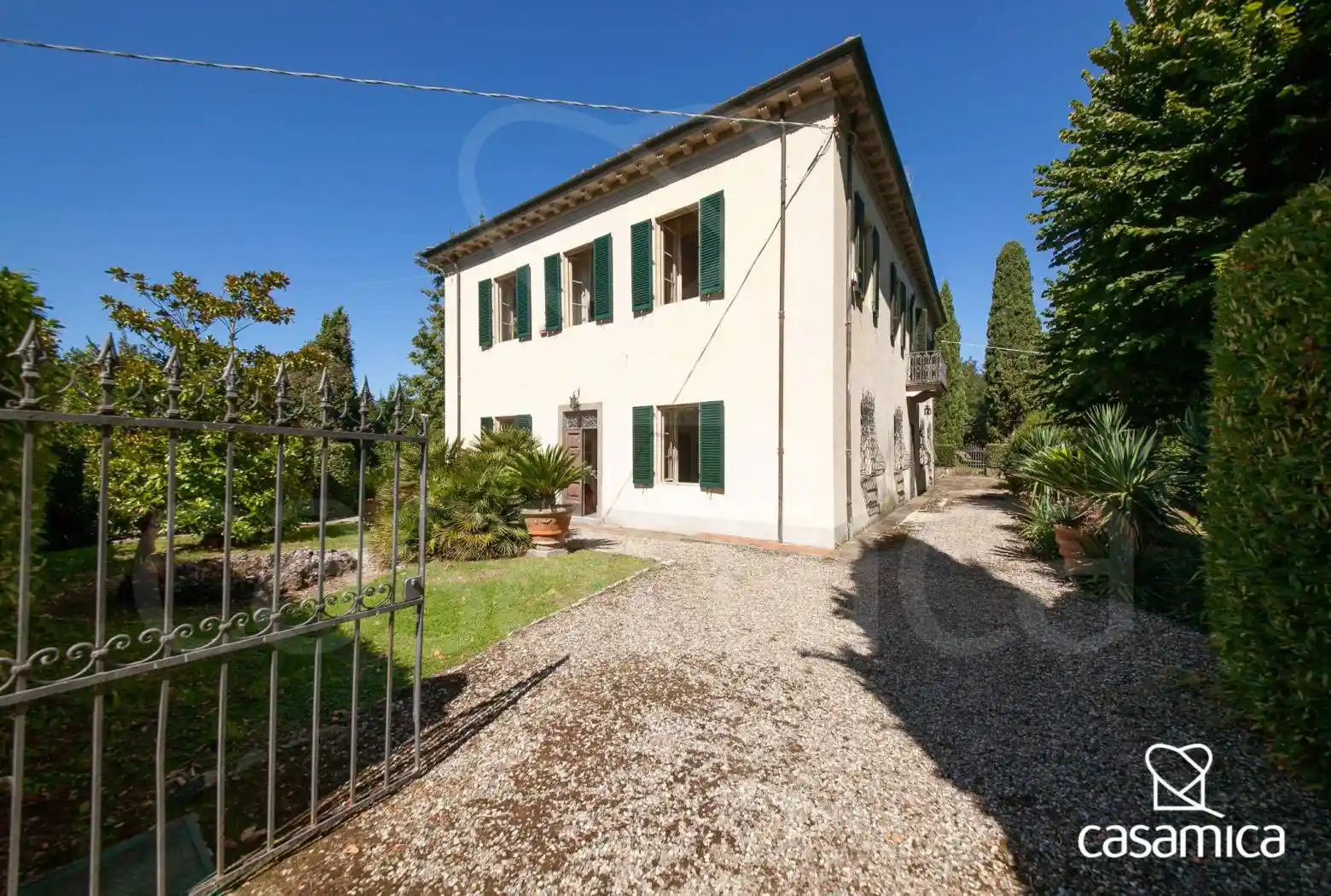 Villa in vendita a Lucca