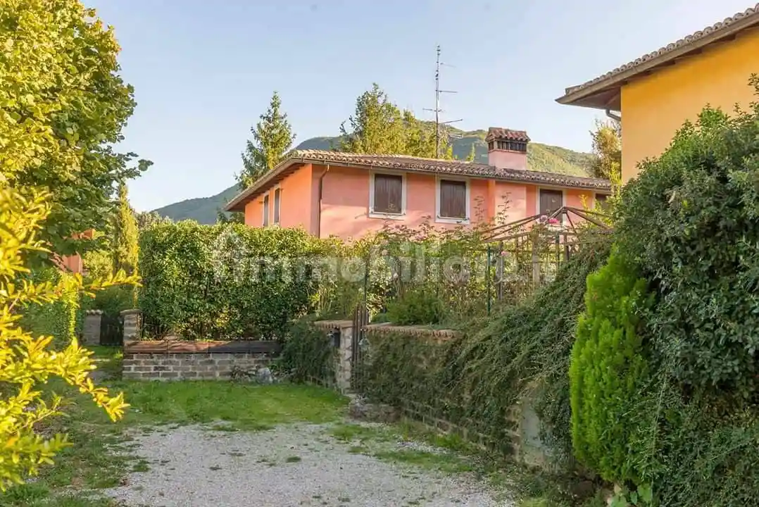 Villa plurifamiliare viale Bonifacio Graziani, Centro, Rocca di Botte - foto 3