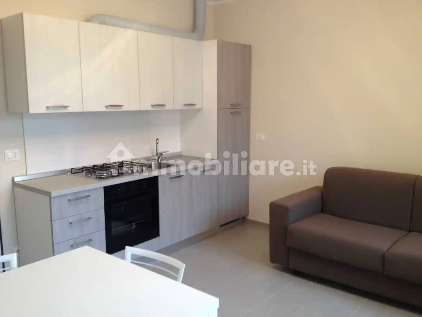 Appartamento in affitto a Alba