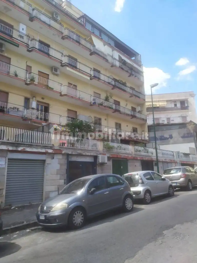 Appartamento in vendita a Napoli