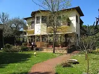 Villa in vendita a Forte dei Marmi
