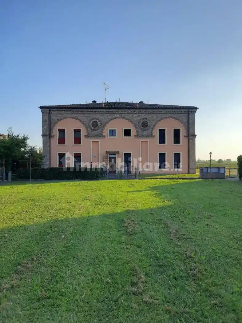 Casa indipendente in vendita a Ferrara