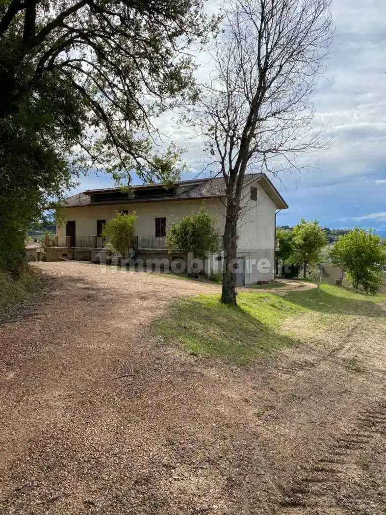 Casa indipendente in vendita a Montegiorgio