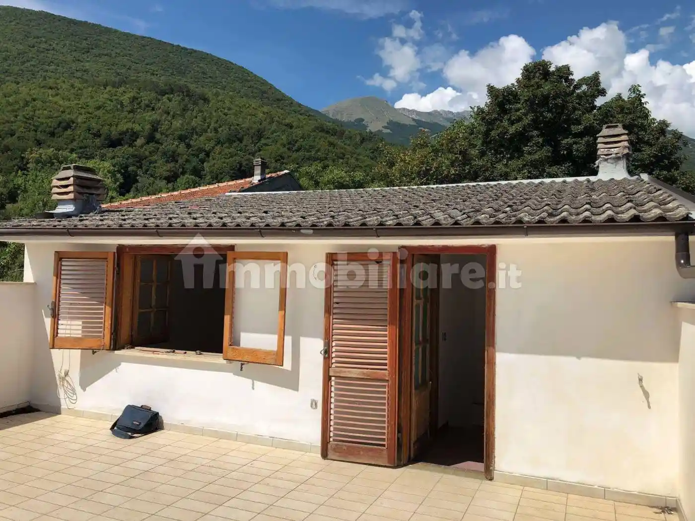 Casa indipendente in vendita a Gagliano Aterno