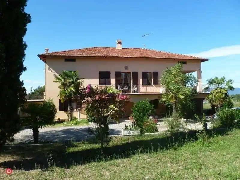 Villa in vendita a Castiglione del Lago
